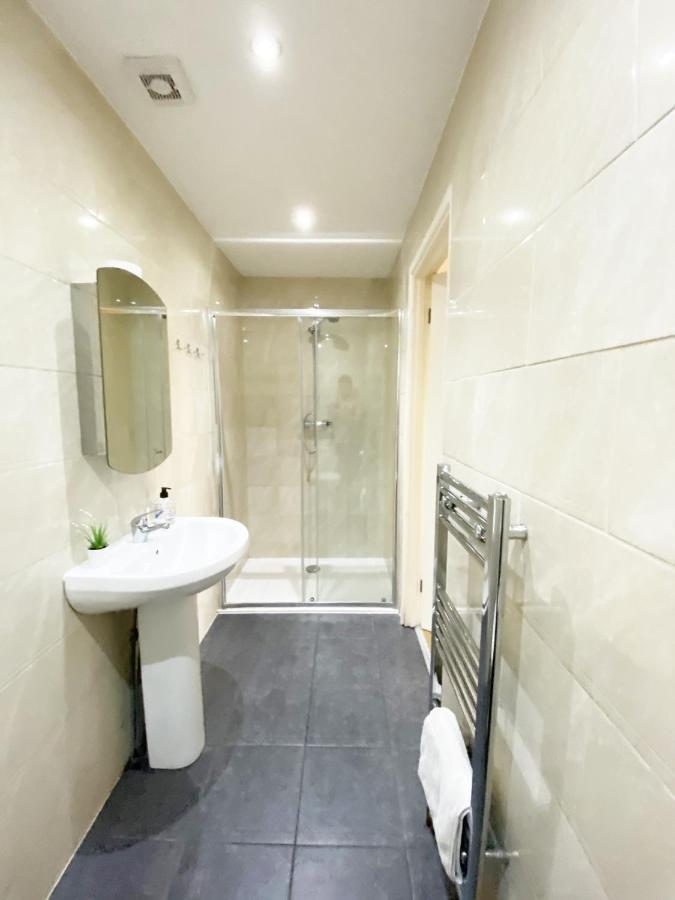 London'S Central East End 2 Bedroom City Apartments Exterior foto