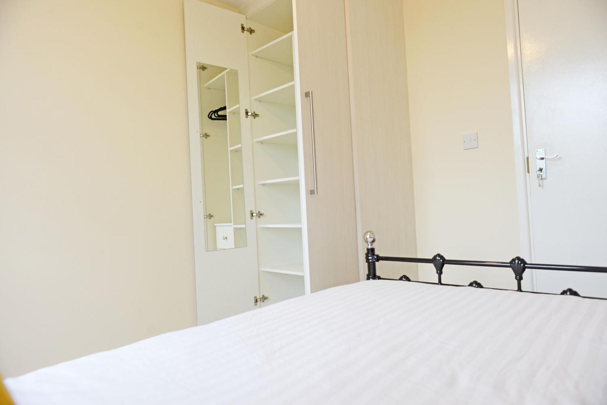 London'S Central East End 2 Bedroom City Apartments Exterior foto